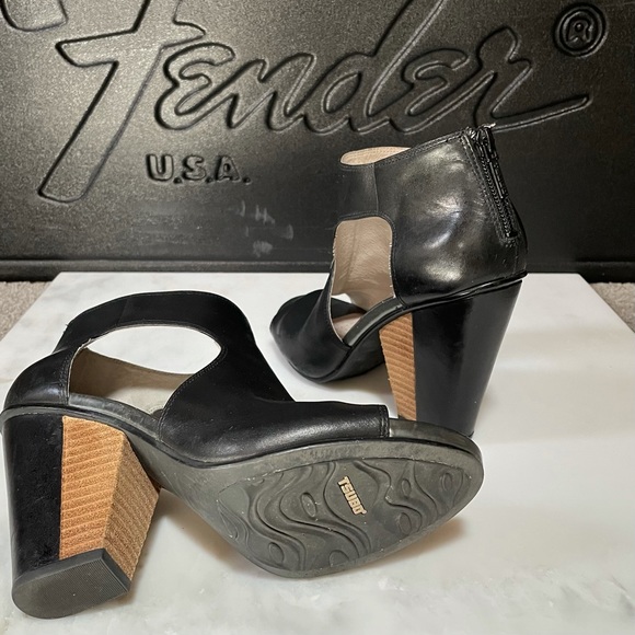 Black leather Tsubo heels with wood detail - Picture 3 of 4